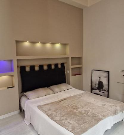 Savelli Apartment Old Town - Near Navona Place Roma Esterno foto